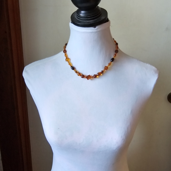 Amber beads necklace orange brown strand - Picture 4 of 15